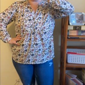Tie neck top